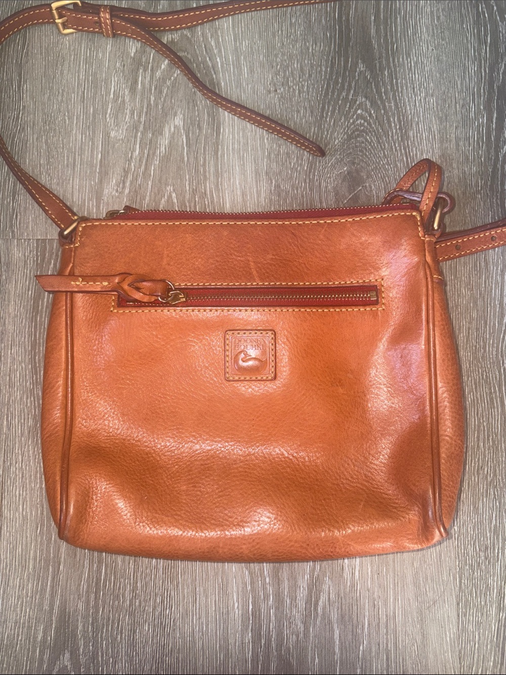 Vintage Dooney and Bourke Leather Crossbody Bag in Cognac Brown
